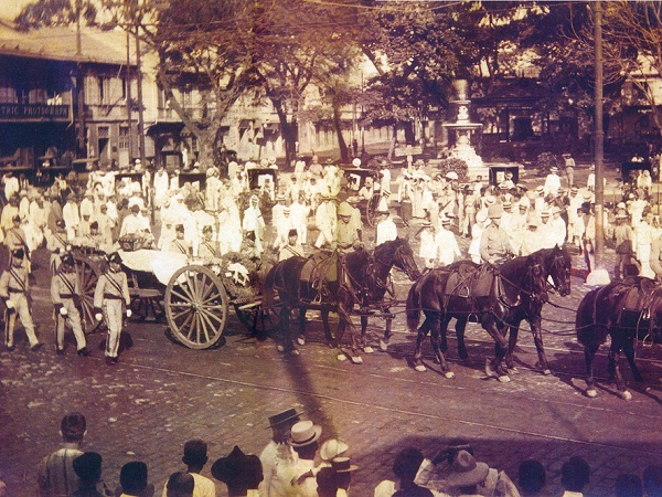 jose rizal-funeral-horse parade. «