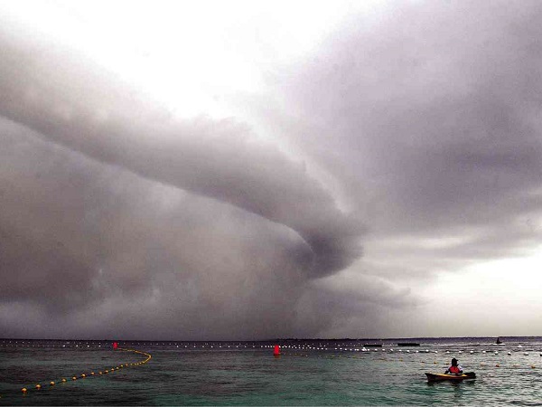 water spout-swirling clouds. «