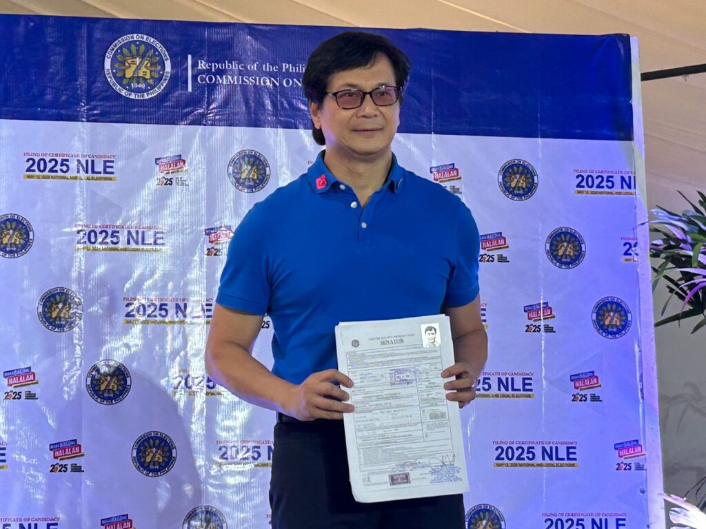 Abalos files candidacy for senator