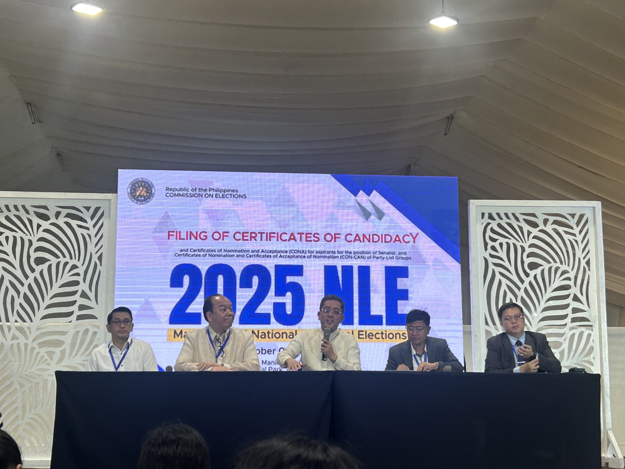 Press conference of the Commission on Elections after the first day of the filing of certificate of candidacy (COC) at the Manila Hotel Tent. (Photo by Dianne Sampang/INQUIRER.net)