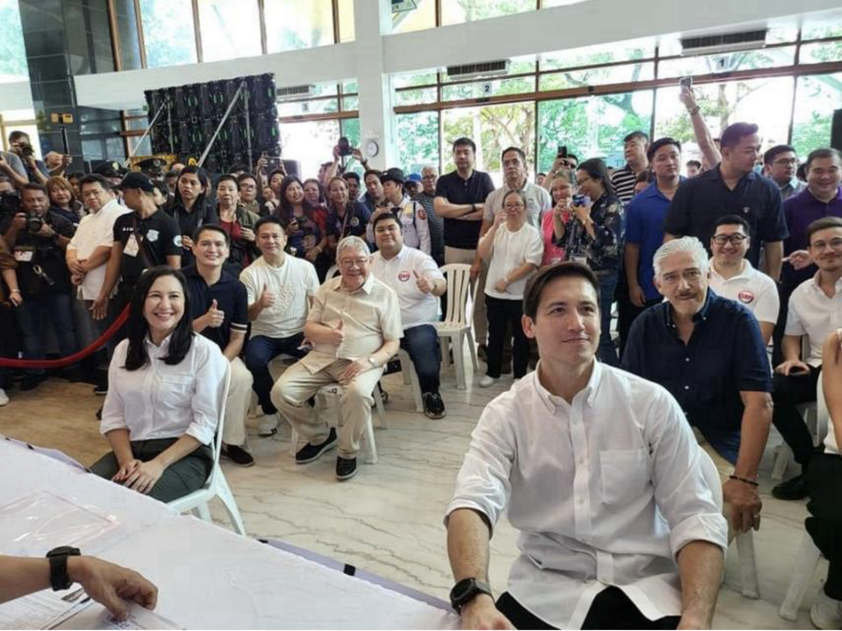 Former Speaker Belmonte and former Senate President Tito Sotto witness their children’s filing of COCs