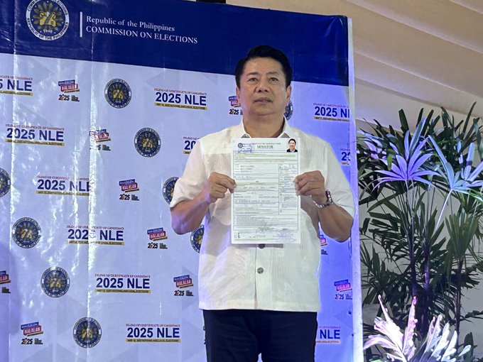 Willie Revillame files his COC to run for senator