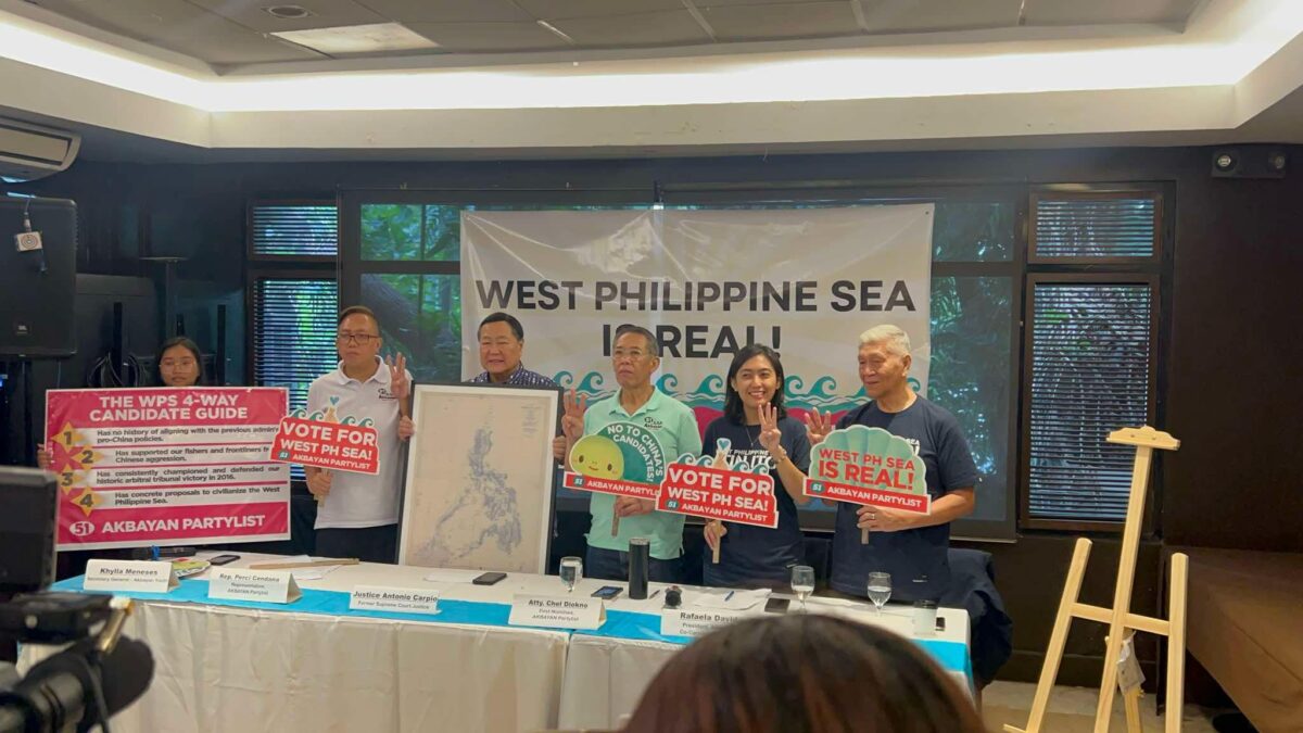  Groups on urging gov't to mandate teaching of West Philippine Sea-related issues in school curricula 