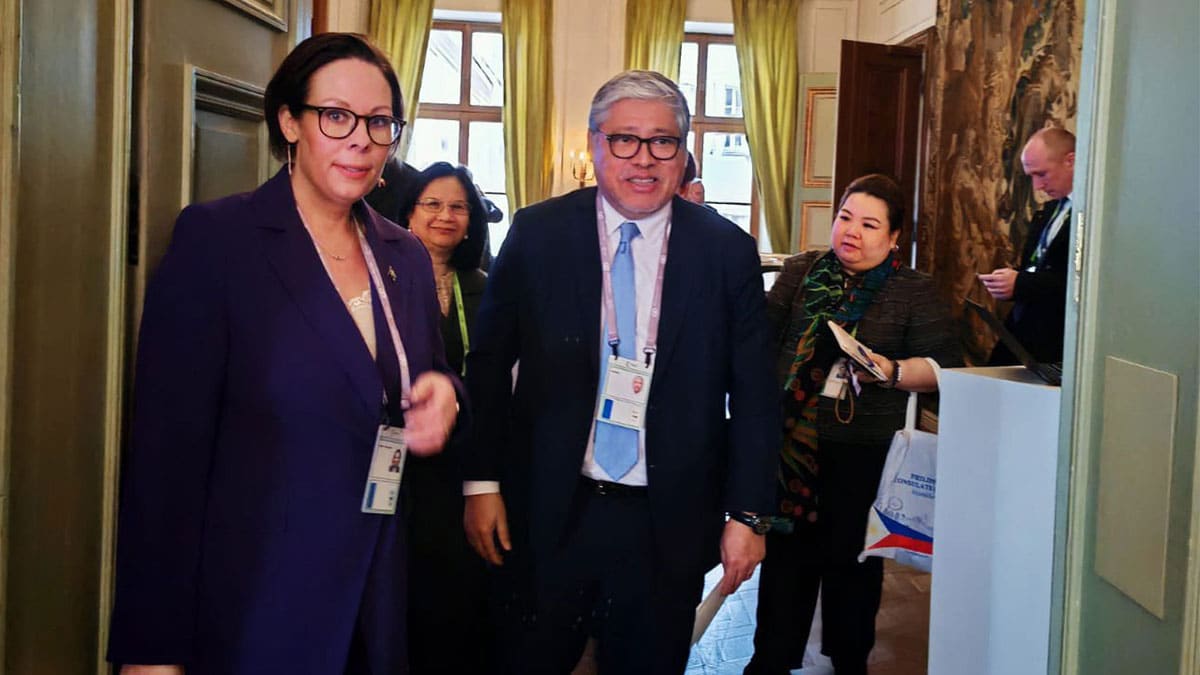 TALKS ON SECURITY Foreign Secretary Enrique Manalo meets with his European counterparts, including Swedish Foreign Minister Maria Stenergard (top). At a forumon maritime issues in the Indo-Pacific (above), he responds to assertions by China’s former Foreign Vice Minister Fu Ying (leftmost of panel), who had also served as her country’s ambassador to the Philippines. —PHOTO FROMFOREIGN SECRETARY MANALO’S X ACCOUNT, SECURITYCONFERENCE.ORG LIVESTREAMSCREENGRAB